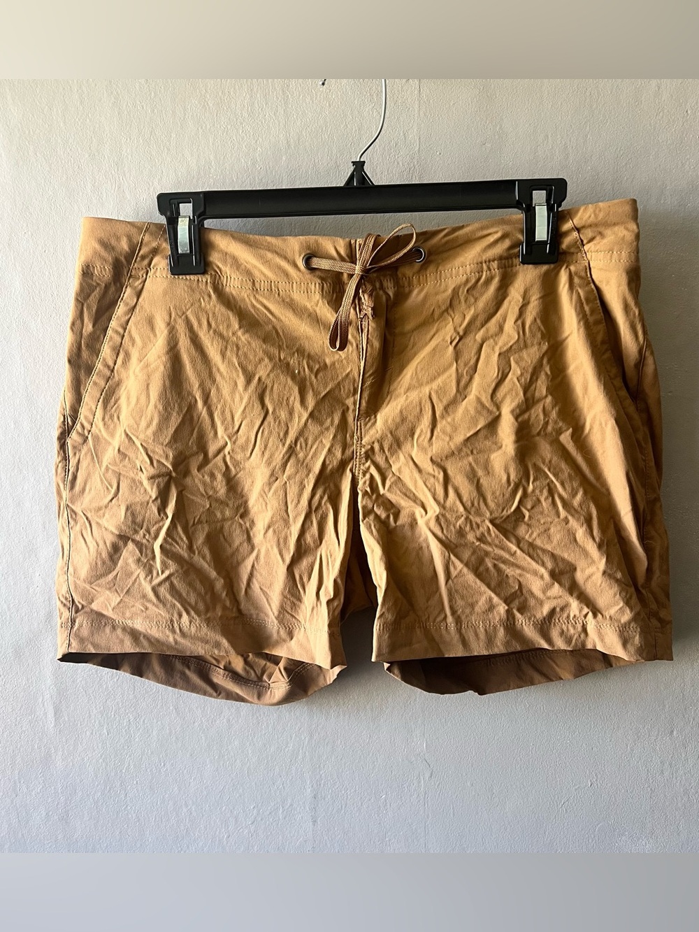 Columbia Women’s Orange Hiking Shorts Size 12
